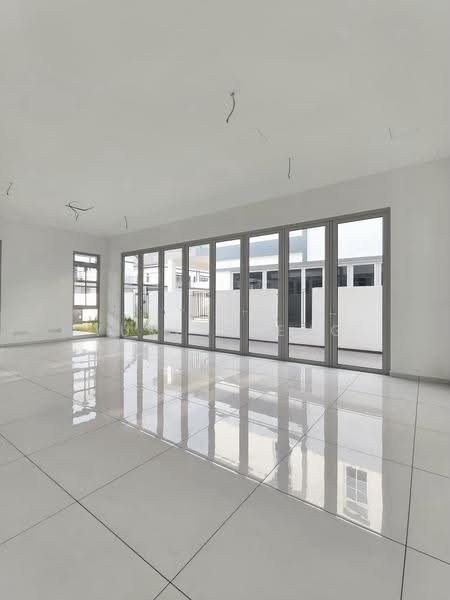 Semi-Detached House for Sale in Taman Ekoflora (Johor Bahru) - Yuki Cheng - Living Room - PropertyGuru.com.my
