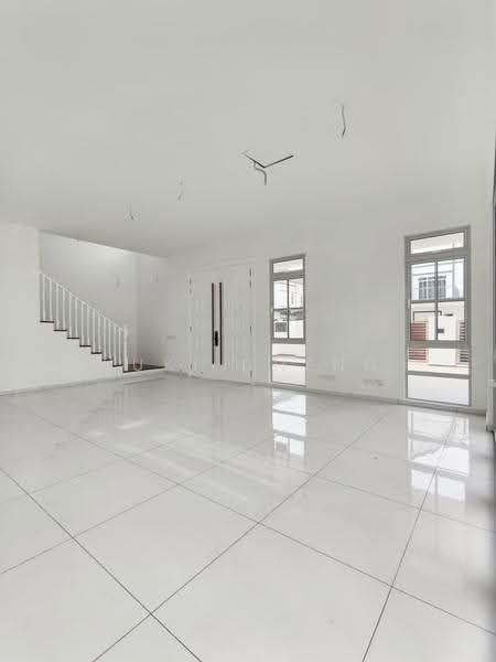 Semi-Detached House for Sale in Taman Ekoflora (Johor Bahru) - Yuki Cheng - Living Room - PropertyGuru.com.my
