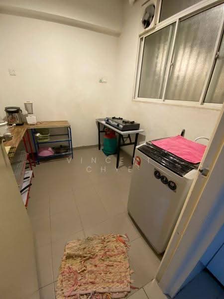 Kondominium untuk Dijual di The Zest @ Kinrara 9 - Vincent Chye - Kitchen - PropertyGuru.com.my