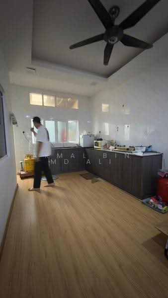 Rumah Teres 1-Tingkat untuk Dijual di Bandar Baru Uda (Tampoi) - Akmal Bin MD Ali - Kitchen - PropertyGuru.com.my