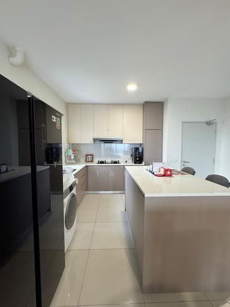 Kediaman Servis untuk Disewa di Duduk Se.Ruang @ Eco Sanctuary - Teck Weng Tan - Kitchen - PropertyGuru.com.my