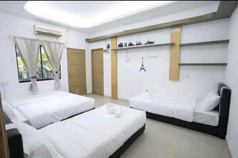 Bungalow House untuk Dijual di Taman Melodies (Johor Bahru) - Erica Ho - Bedroom - PropertyGuru.com.my