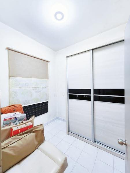 Apartment for Sale at 162 Residency - Penny Yap - Bedroom - PropertyGuru.com.my