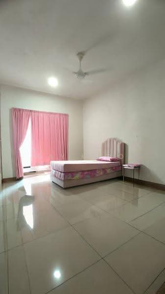 Kediaman Servis untuk Dijual di Seasons Amara Larkin - May Khoo - Bedroom - PropertyGuru.com.my