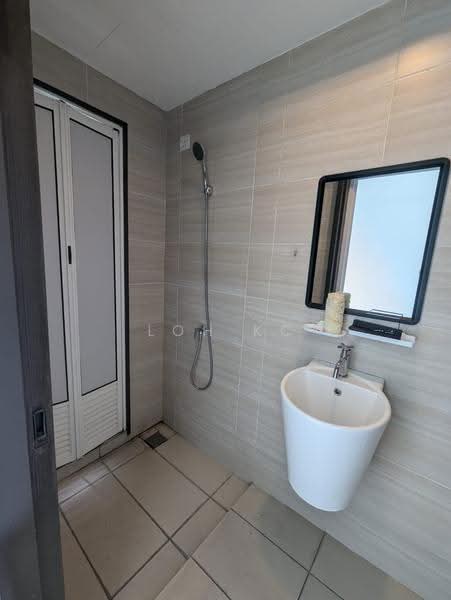 Pejabat untuk Disewa di Kampung Berembang (Ampang) - Loh KC - Bathroom - PropertyGuru.com.my