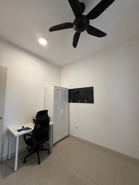 Kediaman Servis untuk Disewa di Savio @ Riana Dutamas - Leslie Kua - Bedroom - PropertyGuru.com.my