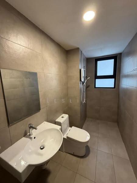 Kediaman Servis untuk Disewa di Savio @ Riana Dutamas - Leslie Kua - Bathroom - PropertyGuru.com.my