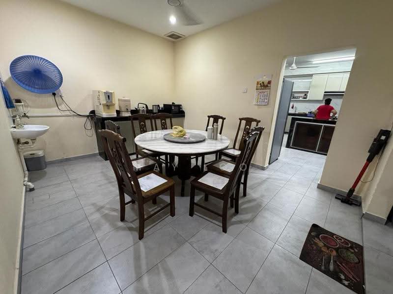 Bungalow House for Sale in Ipoh (Perak) - May Loo - Dining Room - PropertyGuru.com.my