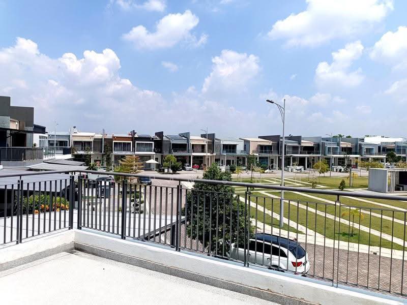 2-storey Terraced House for Sale in D'Island (Puchong) - SURJIT SINGH BACHAN SINGH - Exterior - PropertyGuru.com.my