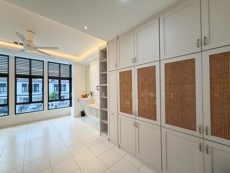 Rumah Teres 2-Tingkat untuk Dijual di Eco Grandeur (Puncak Alam) - Rafedah Binti Abdul Aziz - Bedroom - PropertyGuru.com.my