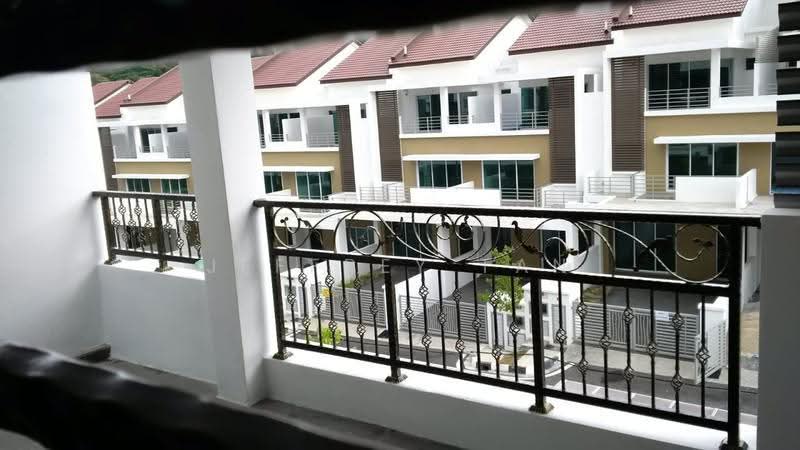 Rumah Teres 3-Tingkat untuk Dijual di Sunway Cassia (Batu Maung) - Jeffrey Tan - Exterior - PropertyGuru.com.my