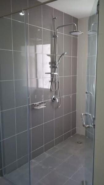 Rumah Teres 3-Tingkat untuk Dijual di Sunway Cassia (Batu Maung) - Jeffrey Tan - Bathroom - PropertyGuru.com.my