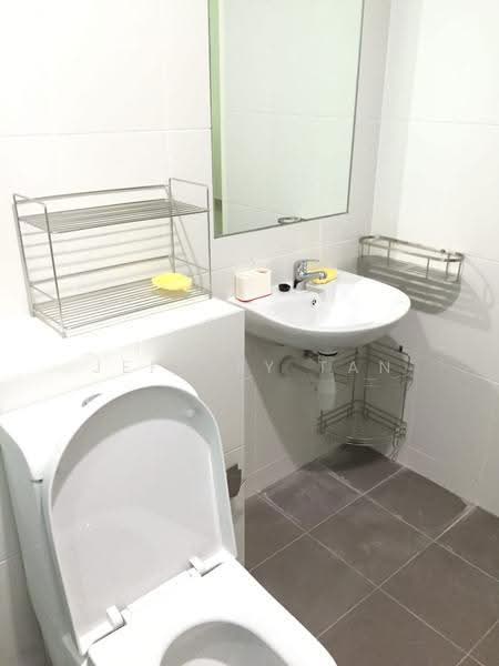 Rumah Teres 3-Tingkat untuk Dijual di Sunway Cassia (Batu Maung) - Jeffrey Tan - Bathroom - PropertyGuru.com.my