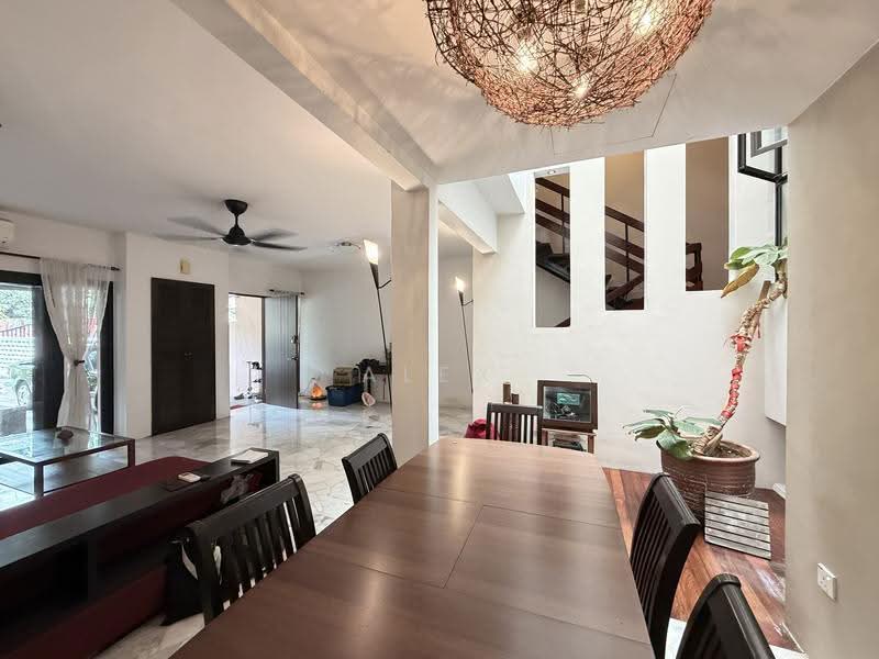 2-storey Terraced House for Sale in Taman Bukit Desa (Taman Desa) - Alex Loh - PropertyGuru.com.my