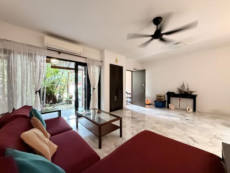 2-storey Terraced House for Sale in Taman Bukit Desa (Taman Desa) - Alex Loh - Living Room - PropertyGuru.com.my