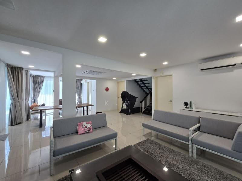 Rumah Berkembar untuk Dijual di Bangsar Baru (Bangsar) - K.M Seow - Living Room - PropertyGuru.com.my