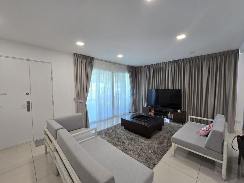 Rumah Berkembar untuk Dijual di Bangsar Baru (Bangsar) - K.M Seow - Living Room - PropertyGuru.com.my