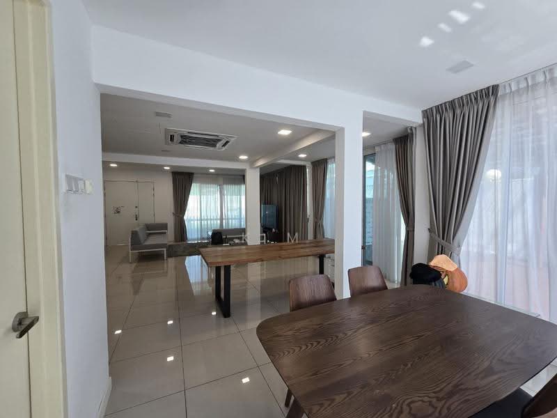 Rumah Berkembar untuk Dijual di Bangsar Baru (Bangsar) - K.M Seow - Living Room - PropertyGuru.com.my