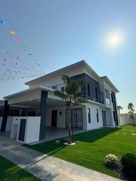 Rumah Berkembar untuk Dijual di Sepang (Selangor) - Jolly Chai - Exterior - PropertyGuru.com.my