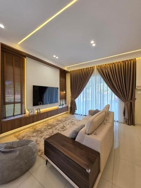 Rumah Berkembar untuk Dijual di Sepang (Selangor) - Jolly Chai - Living Room - PropertyGuru.com.my
