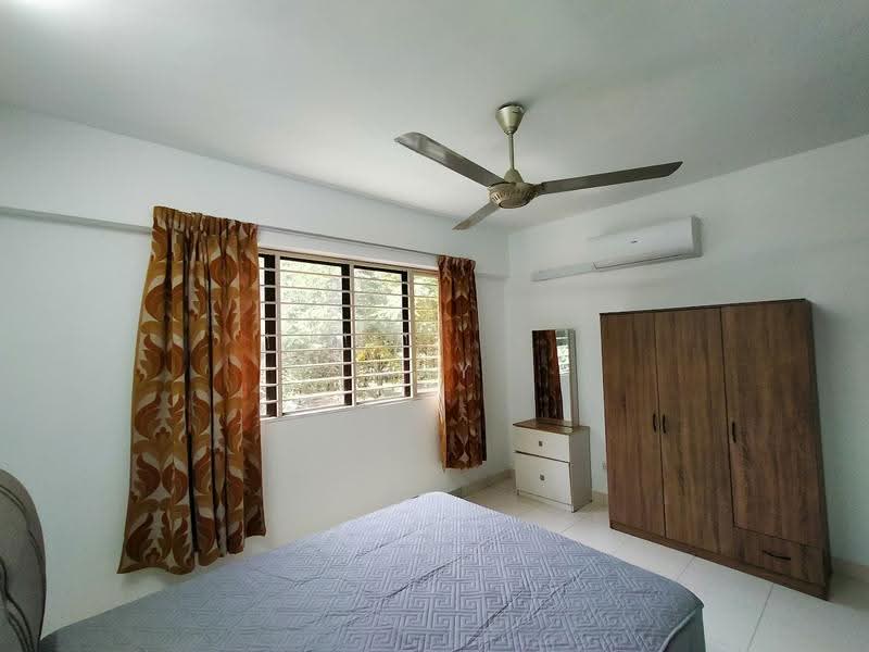 Condominium for Rent at Putra Villa - May Tai - Bedroom - PropertyGuru.com.my