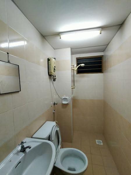 Condominium for Rent at Putra Villa - May Tai - Bathroom - PropertyGuru.com.my