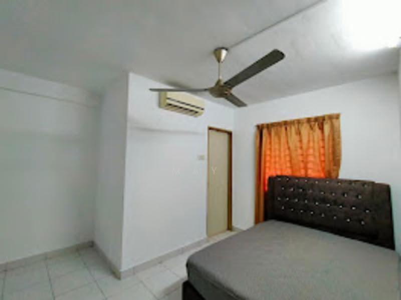 Condominium for Rent at Putra Villa - May Tai - Bedroom - PropertyGuru.com.my