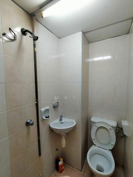 Condominium for Rent at Putra Villa - May Tai - Bathroom - PropertyGuru.com.my