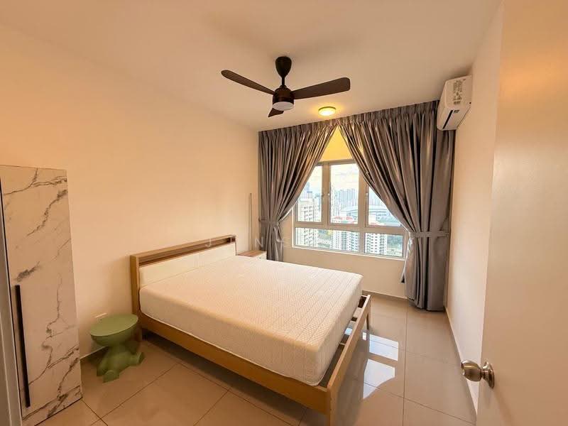 Kondominium untuk Disewa di Residensi Dutamas Dahlia - Jenson Low - Bedroom - PropertyGuru.com.my