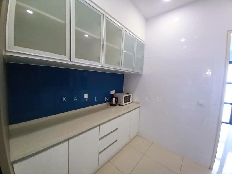 Bungalow House for Rent in Seri Kembangan (Selangor) - Karen Tang - Kitchen - PropertyGuru.com.my