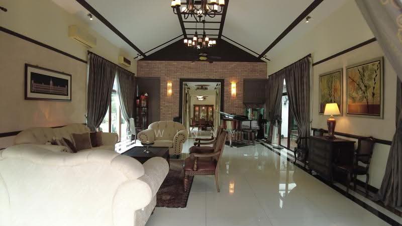 Bungalow House untuk Dijual di Bukit Jelutong (Shah Alam) - Winny Su - Living Room - PropertyGuru.com.my