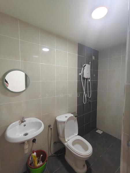 Kondominium untuk Disewa di Residensi Desa Satumas - JS CHUA - Bathroom - PropertyGuru.com.my