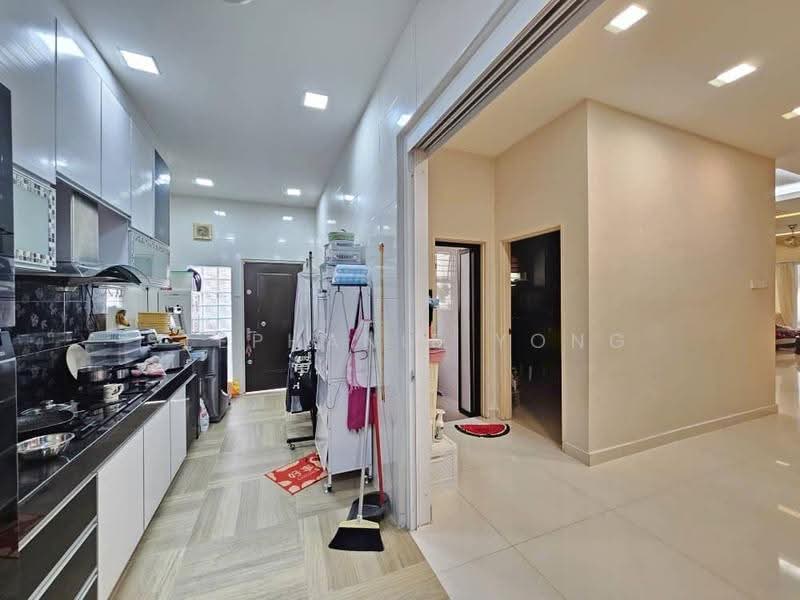Semi-Detached House for Sale in Batu 9 (Cheras) - Stephanie Yong - Kitchen - PropertyGuru.com.my