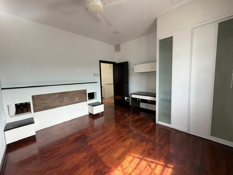 2-storey Terraced House for Sale in Bukit Sungai Long 2 (Bandar Sungai Long) - David Chee - Bedroom - PropertyGuru.com.my