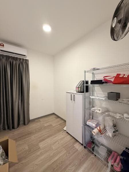 Kediaman Servis untuk Dijual di United Point (Residensi Berpadu) - ChaoLim . - Interior - PropertyGuru.com.my