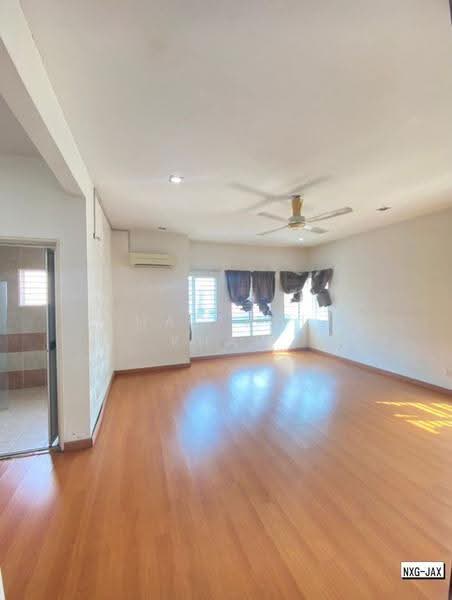 Rumah Berkembar untuk Dijual di Aman Perdana (Kapar) - Hao Kai Khaw - Living Room - PropertyGuru.com.my