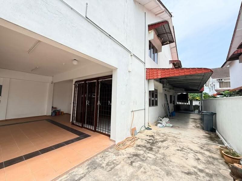 2-storey Terraced House for Rent in Taman Bukit Melaka (Bukit Baru) - Ramona Tan - Exterior - PropertyGuru.com.my