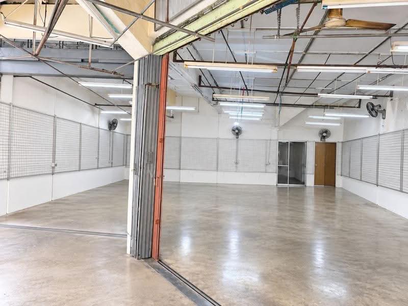 Shop for Rent in Kuala Kangsar (Perak) - Ivan Tai - Interior - PropertyGuru.com.my