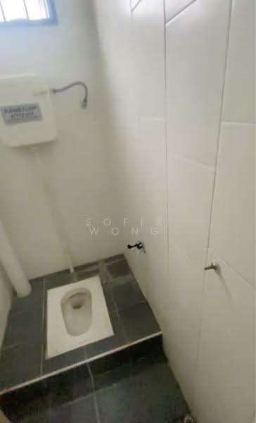 Kedai untuk Disewa di Saujana Puchong (Puchong) - Sofia Wong - Bathroom - PropertyGuru.com.my