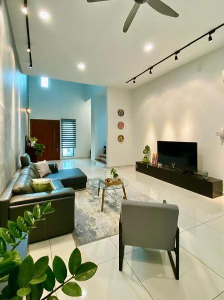 Rumah Teres 3-Tingkat untuk Dijual di Cyberjaya (Selangor) - Eryna Sairy - PropertyGuru.com.my