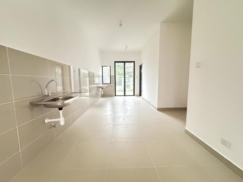 2-storey Terraced House for Sale in Bandar Kinrara (Selangor) - Steve Chong - Kitchen - PropertyGuru.com.my