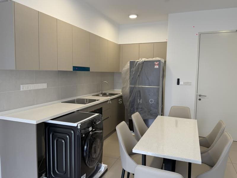 Kediaman Servis untuk Disewa di Residensi Estetik 8 (Est8) - Lucas Ho - Kitchen - PropertyGuru.com.my