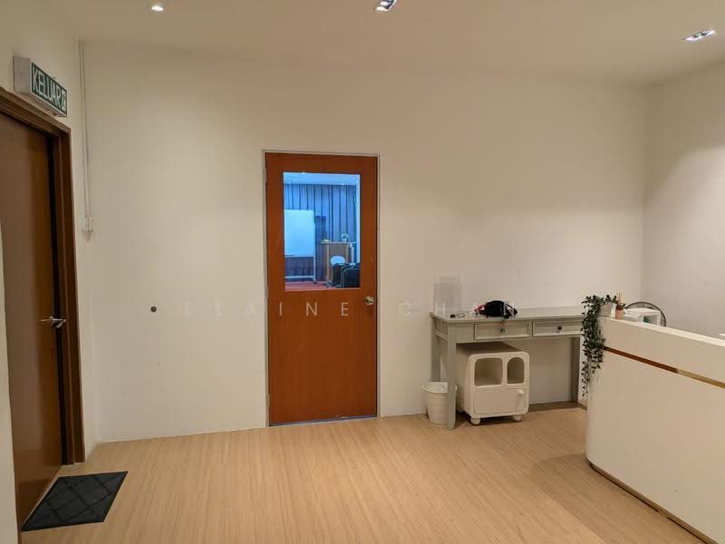 Kedai untuk Disewa di Taman Molek (Johor Bahru) - Elaine Chan - Interior - PropertyGuru.com.my