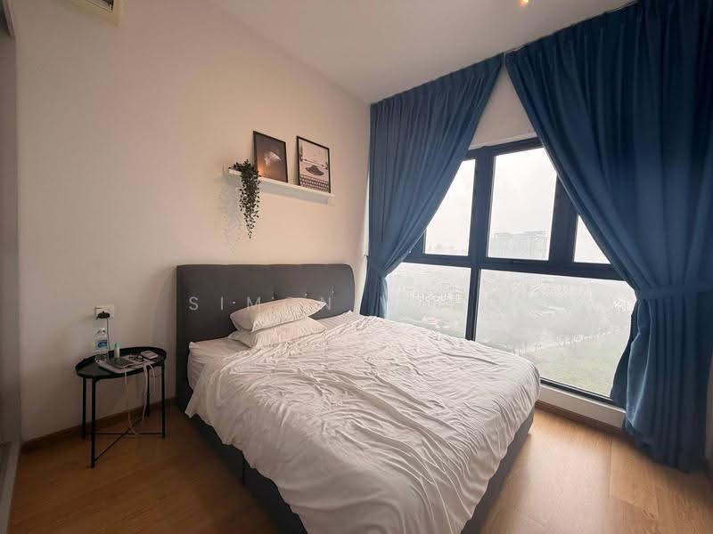 Kondominium untuk Dijual di Bay Point @ Country Garden Danga Bay - Simon Wang - Bedroom - PropertyGuru.com.my