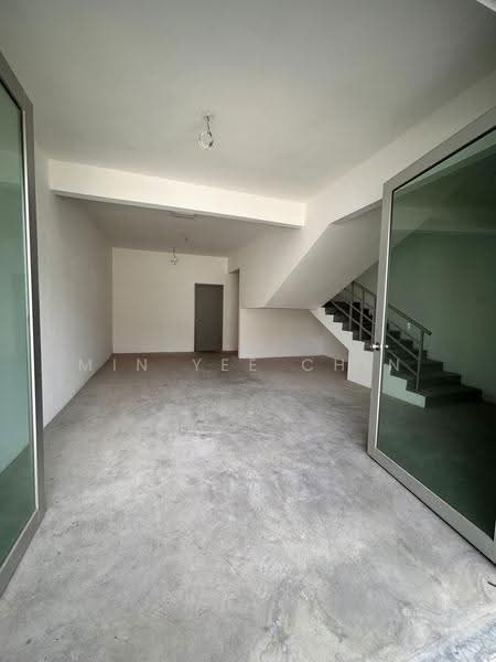 Factory for Rent in Kawasan Perindustrian Ayer Keroh (Ayer Keroh) - Min Yee Chin - Interior - PropertyGuru.com.my