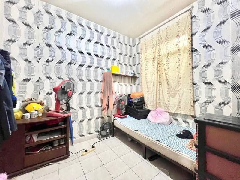 2-storey Terraced House for Sale in Bandar Tasik Kesuma (Beranang) - Maizura binti Mohd Darus - Bedroom - PropertyGuru.com.my