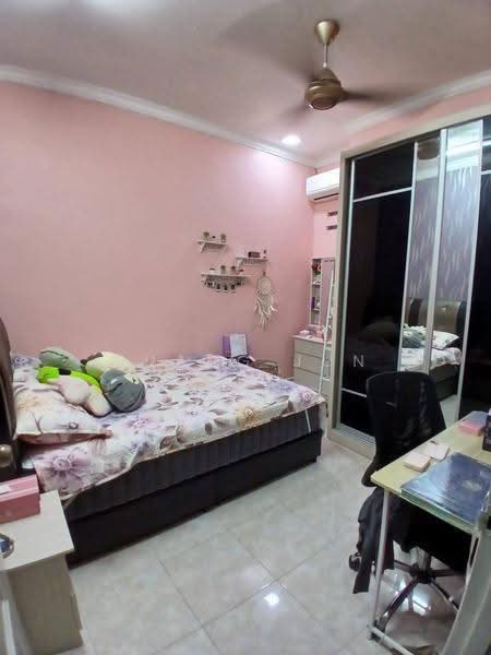 Rumah Teres 1-Tingkat untuk Dijual di Taman Megah Ria (Masai) - Guang Jun Loh - Bedroom - PropertyGuru.com.my