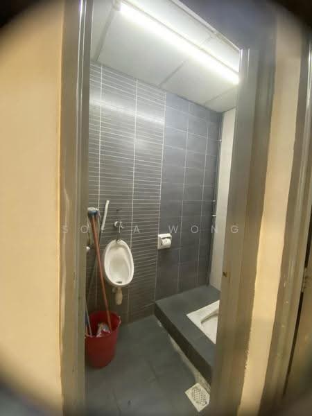 Kedai untuk Disewa di BANDAR PUCHONG JAYA (Puchong) - Sofia Wong - Bathroom - PropertyGuru.com.my