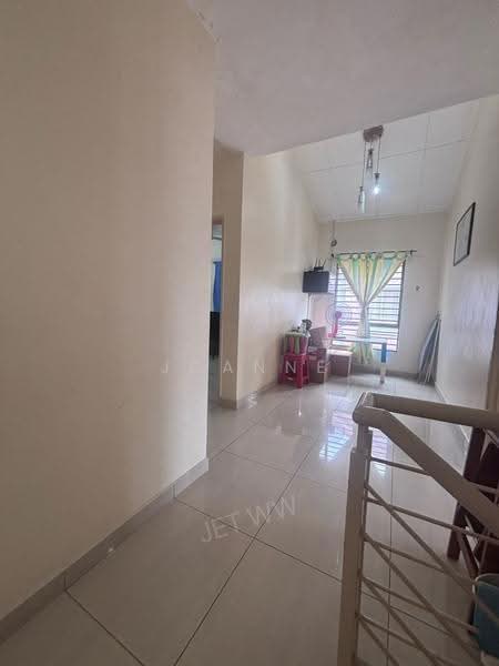 Rumah Kluster untuk Dijual di Setia Alam (Selangor) - Joanne Lim - Corridor - PropertyGuru.com.my