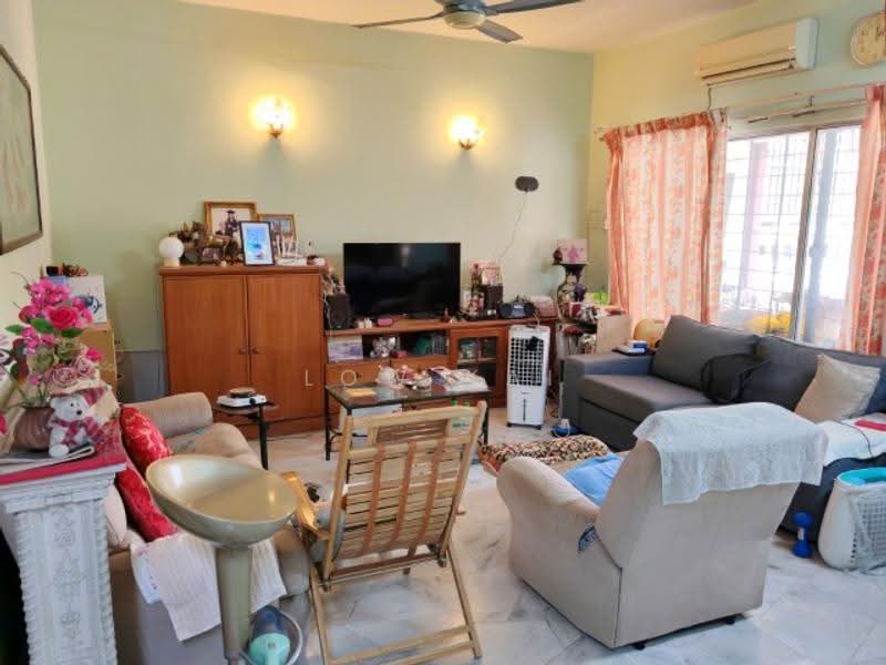 2-storey Terraced House for Sale in SS 23, Taman Sea (Petaling Jaya) - Low Kai Seng - Living Room - PropertyGuru.com.my